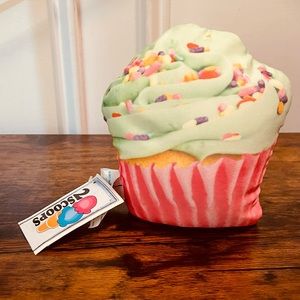 2 Scoops 2015 Celabration Cupcake Mini Soft Plush - New